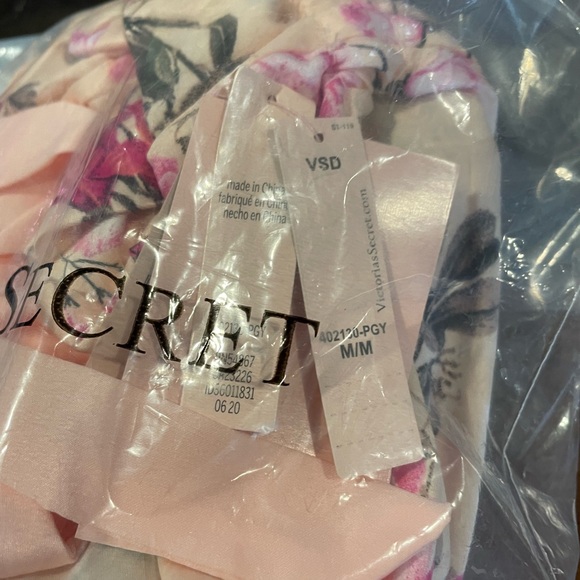 New Victoria’s Secret Satin Slippers - Picture 2 of 5